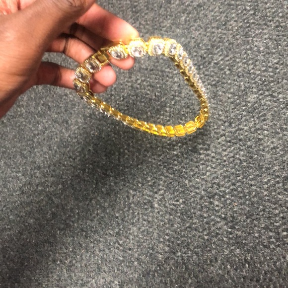 17in Gold Clustered Tennis - Picture 3 of 3